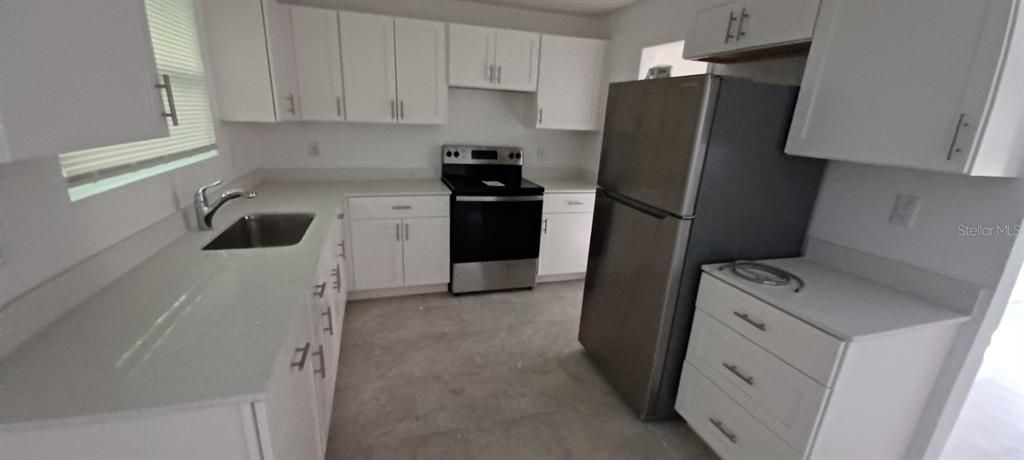 For Rent: $1,650 (3 beds, 1 baths, 1208 Square Feet)