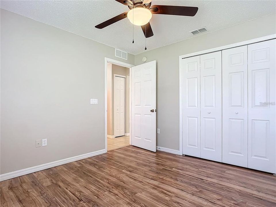 For Rent: $2,400 (3 beds, 2 baths, 1636 Square Feet)