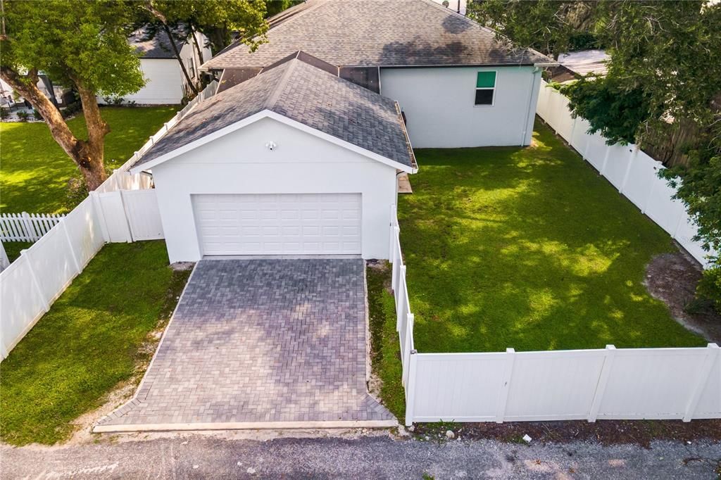 For Sale: $849,000 (3 beds, 2 baths, 2408 Square Feet)