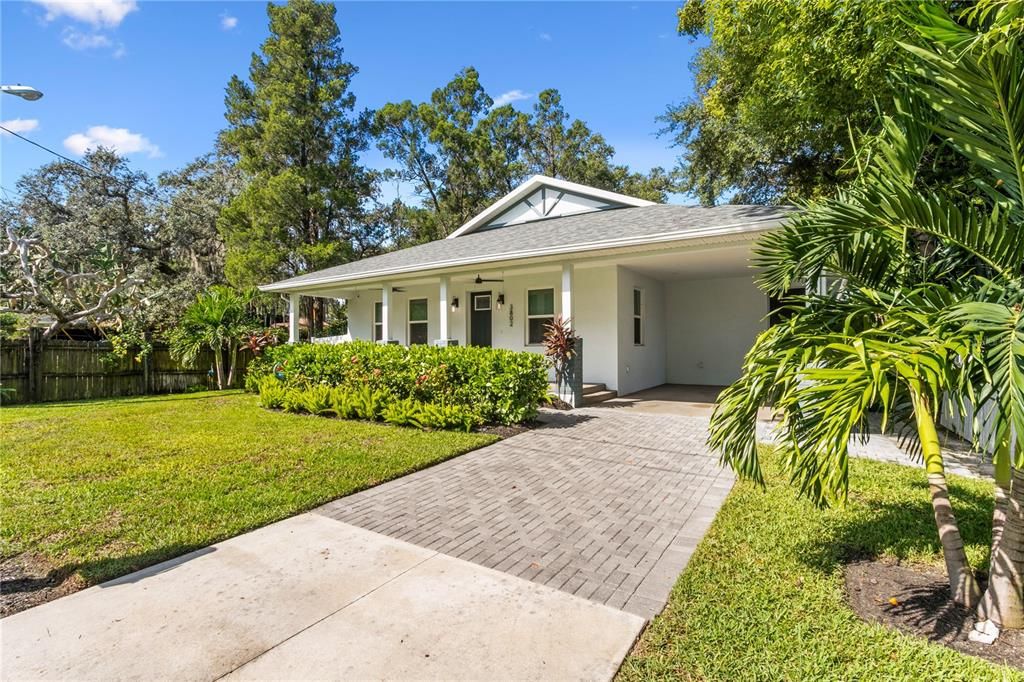 For Sale: $849,000 (3 beds, 2 baths, 2408 Square Feet)