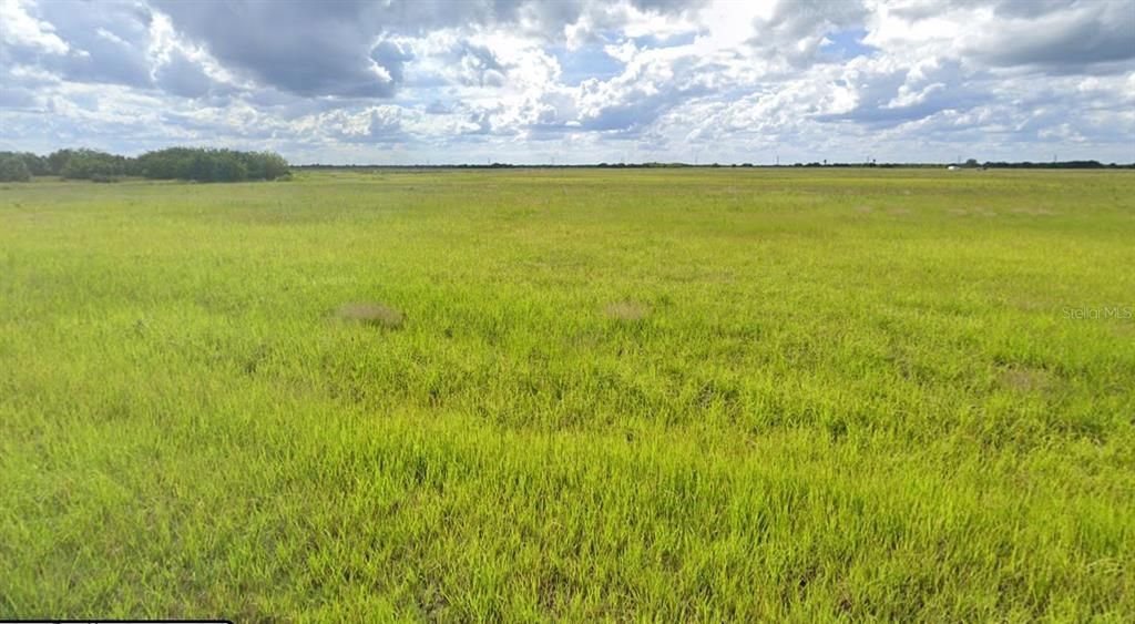 На продажу: $24,900 (0.23 acres)