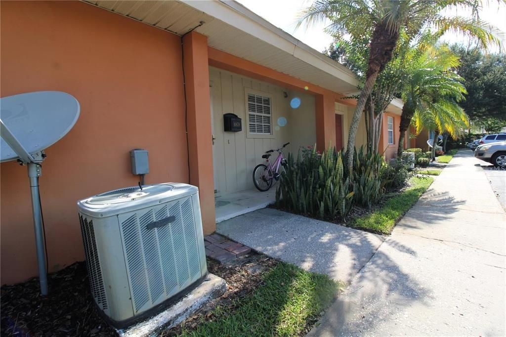 For Rent: $1,650 (2 beds, 2 baths, 1059 Square Feet)