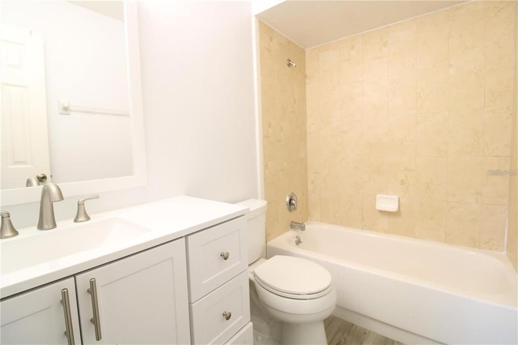 For Rent: $1,650 (2 beds, 2 baths, 1059 Square Feet)