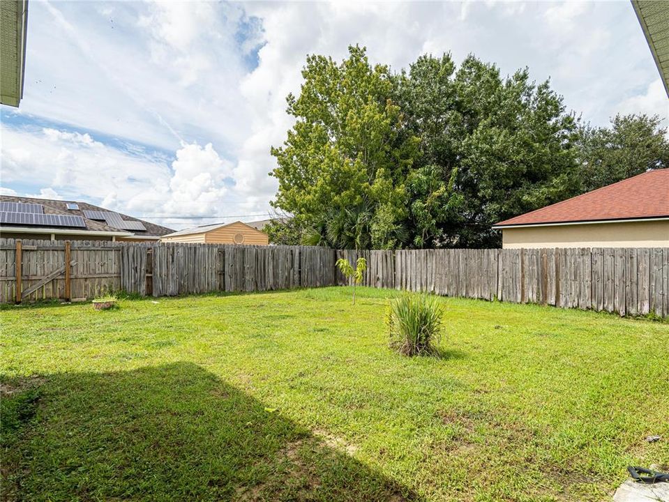 For Sale: $265,000 (3 beds, 2 baths, 1876 Square Feet)