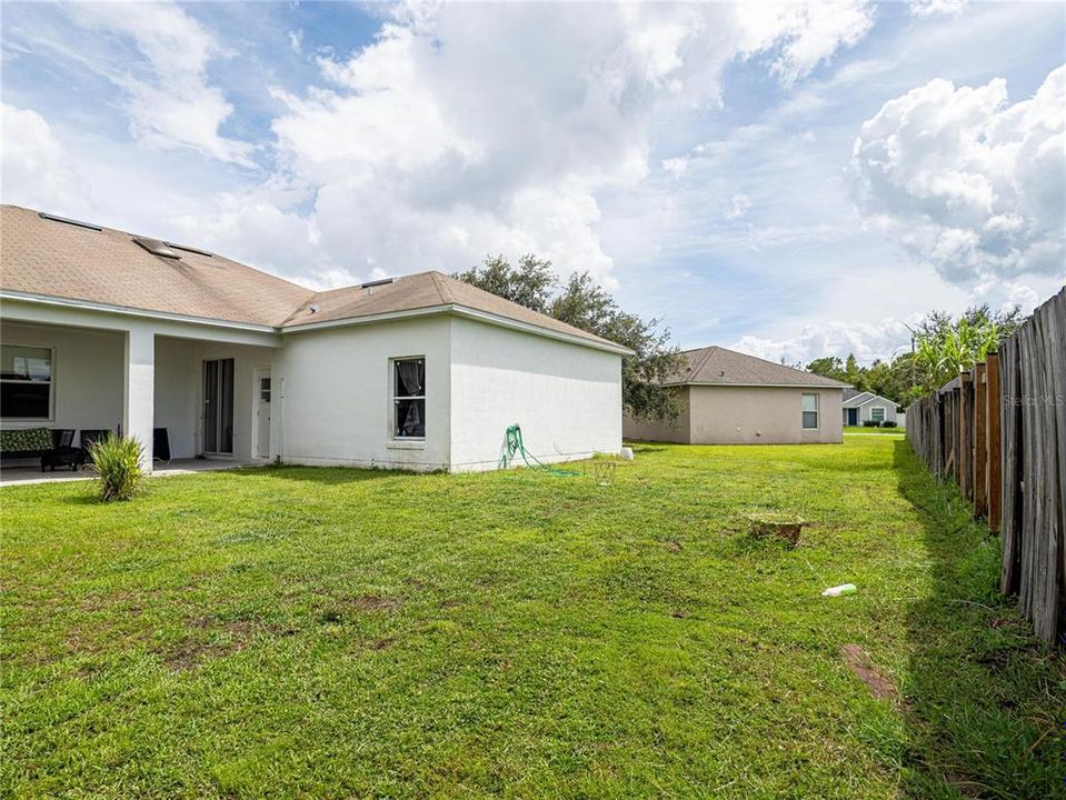 For Sale: $265,000 (3 beds, 2 baths, 1876 Square Feet)