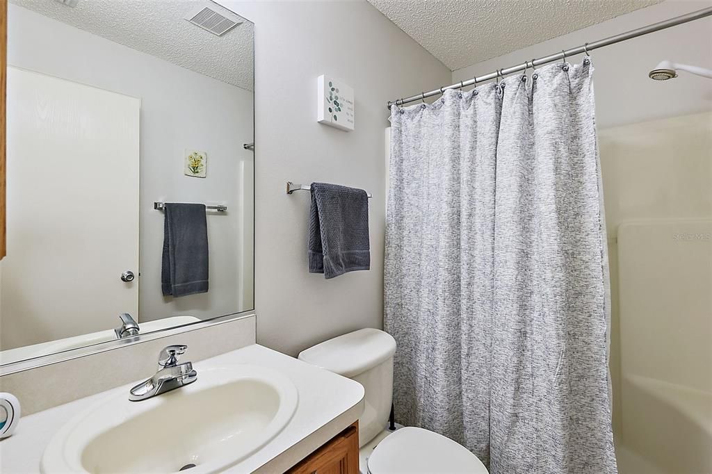 En suite bathroom w/walk in shower