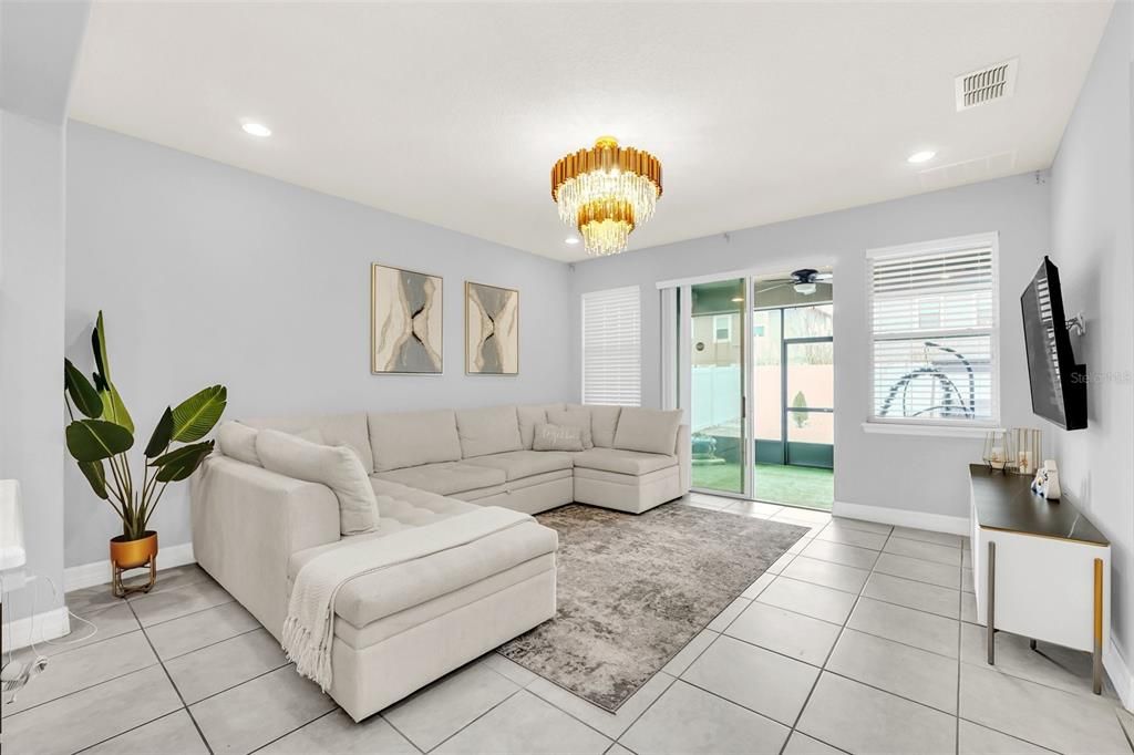 For Sale: $550,000 (4 beds, 2 baths, 2158 Square Feet)