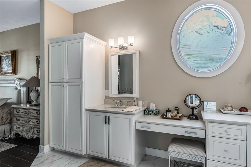 PRIMARY BATH WITH SEPARATE SINK, MAKE-UP STATION & LINEN CLOSET