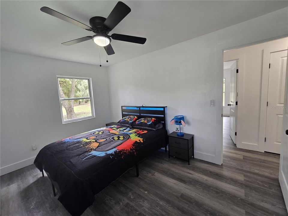 For Sale: $425,000 (3 beds, 2 baths, 1232 Square Feet)