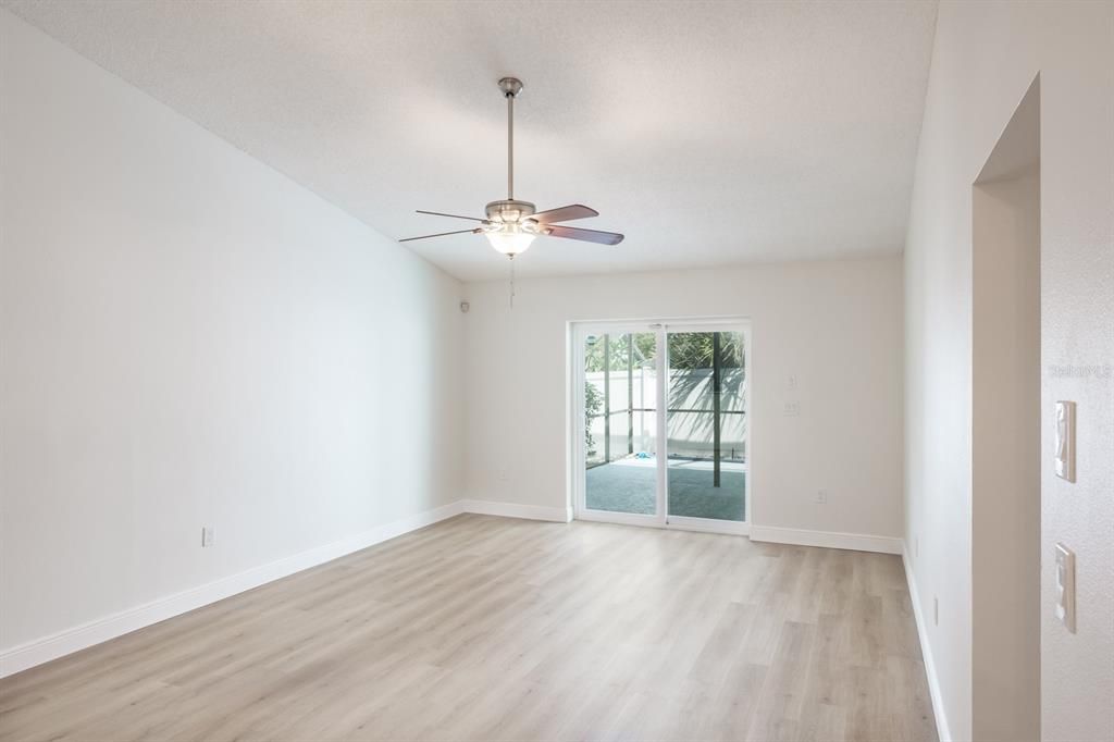 For Sale: $464,900 (3 beds, 2 baths, 1461 Square Feet)