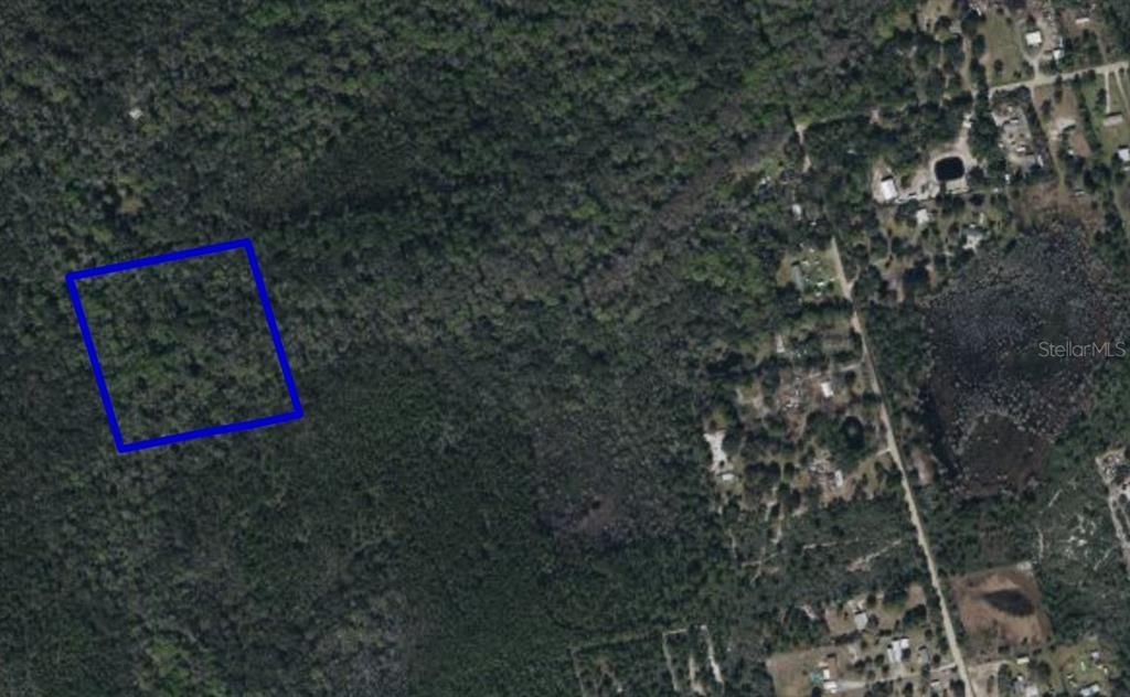 На продажу: $99,900 (9.49 acres)