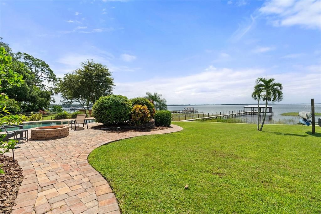 Active With Contract: $1,150,000 (4 beds, 3 baths, 2649 Square Feet)