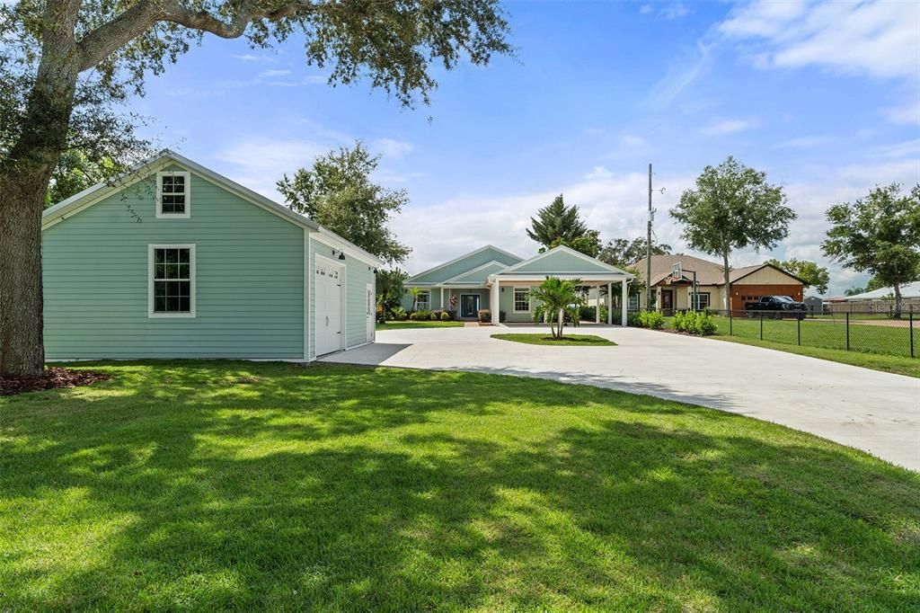 Active With Contract: $1,150,000 (4 beds, 3 baths, 2649 Square Feet)