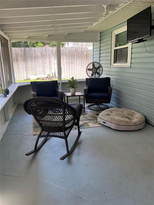 screened in porch