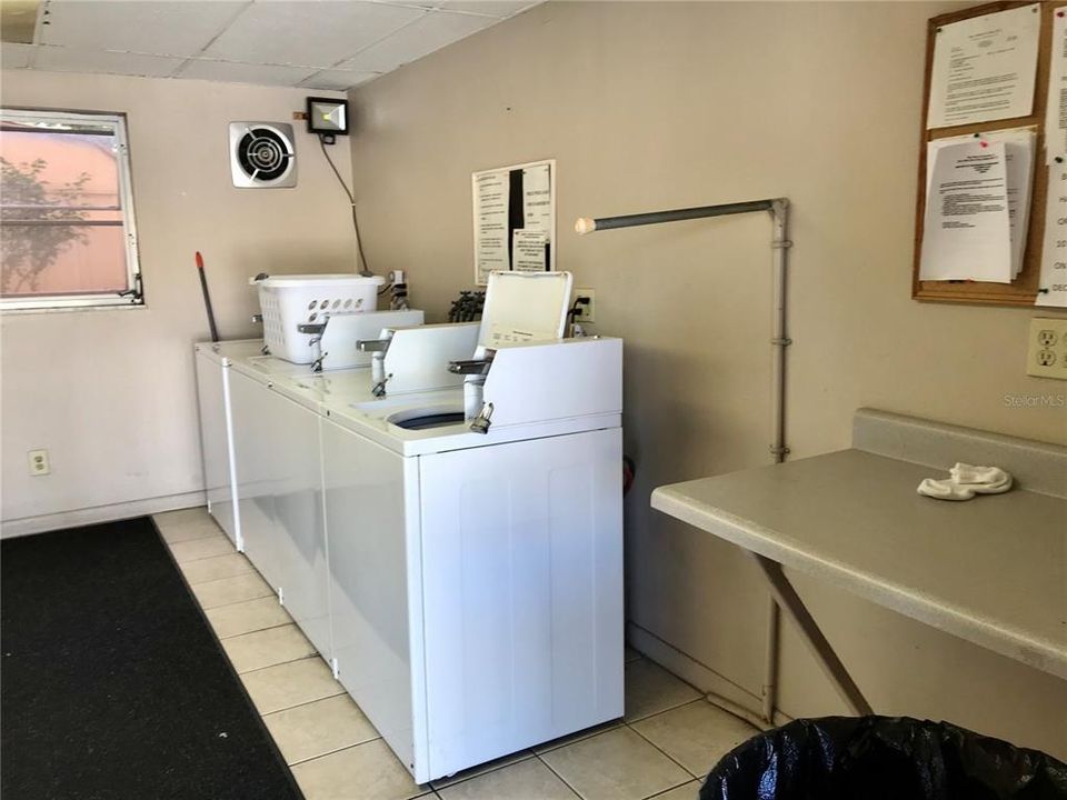 Laundry room - 1st floor