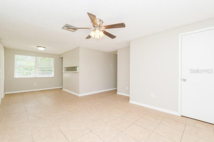 For Sale: $309,999 (3 beds, 1 baths, 900 Square Feet)