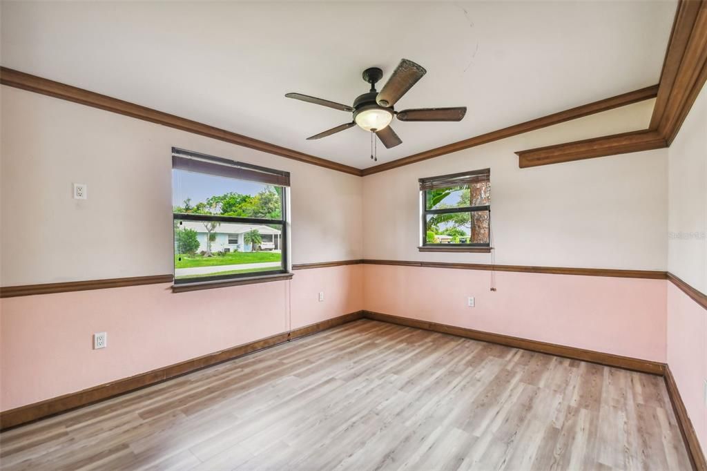 For Sale: $535,000 (3 beds, 2 baths, 1955 Square Feet)