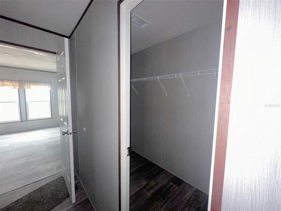 En Venta: $226,750 (4 camas, 2 baños, 1456 Pies cuadrados)