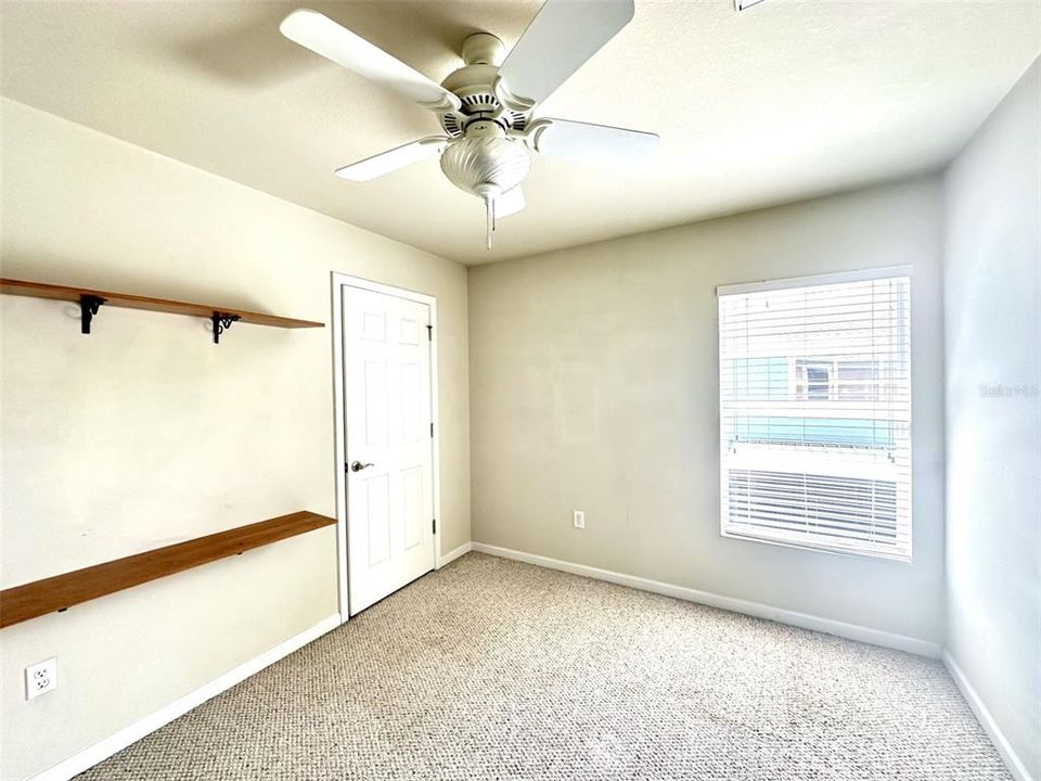 For Rent: $2,100 (3 beds, 2 baths, 1750 Square Feet)