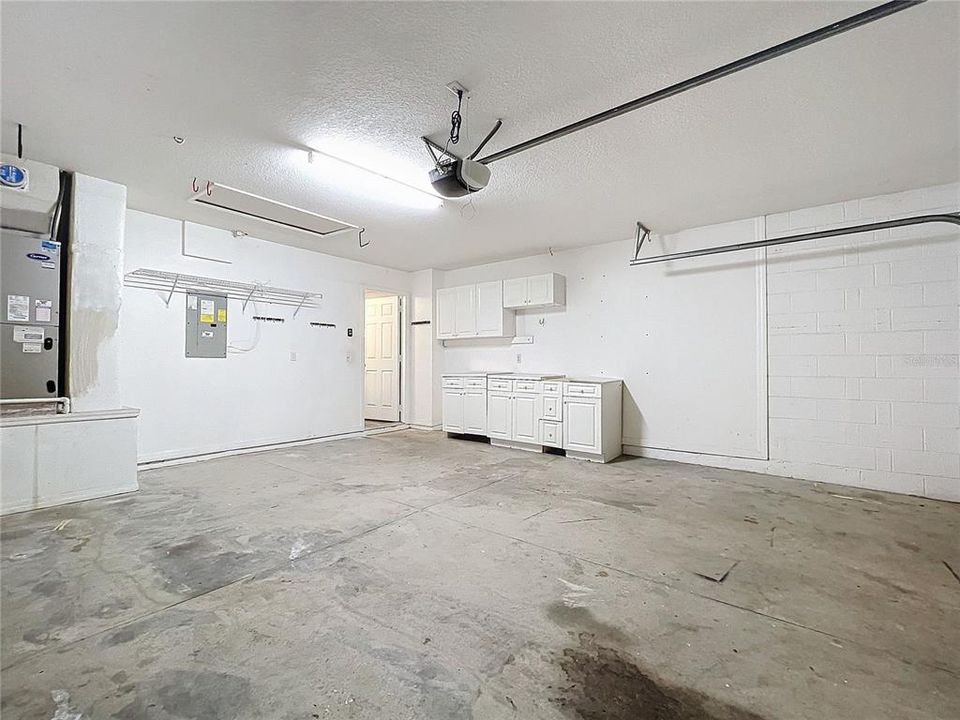 For Rent: $2,650 (3 beds, 2 baths, 1678 Square Feet)