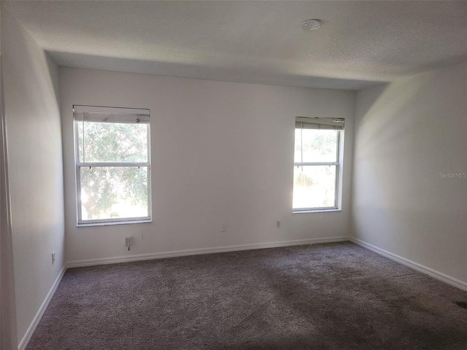 For Rent: $1,700 (3 beds, 2 baths, 1256 Square Feet)