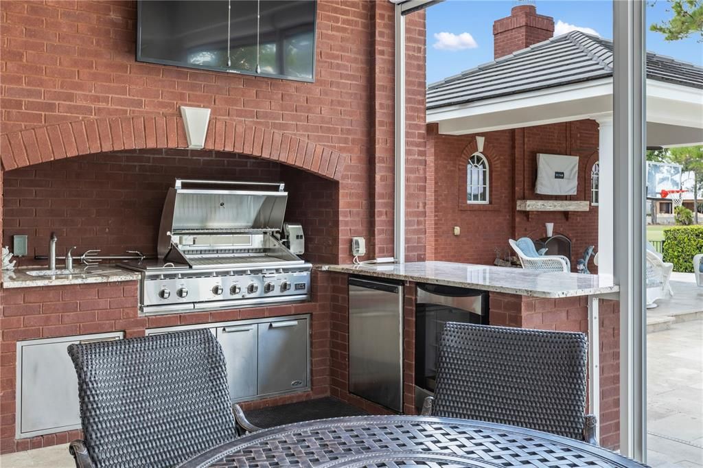 Deluxe barely describes this outdoor kitchen