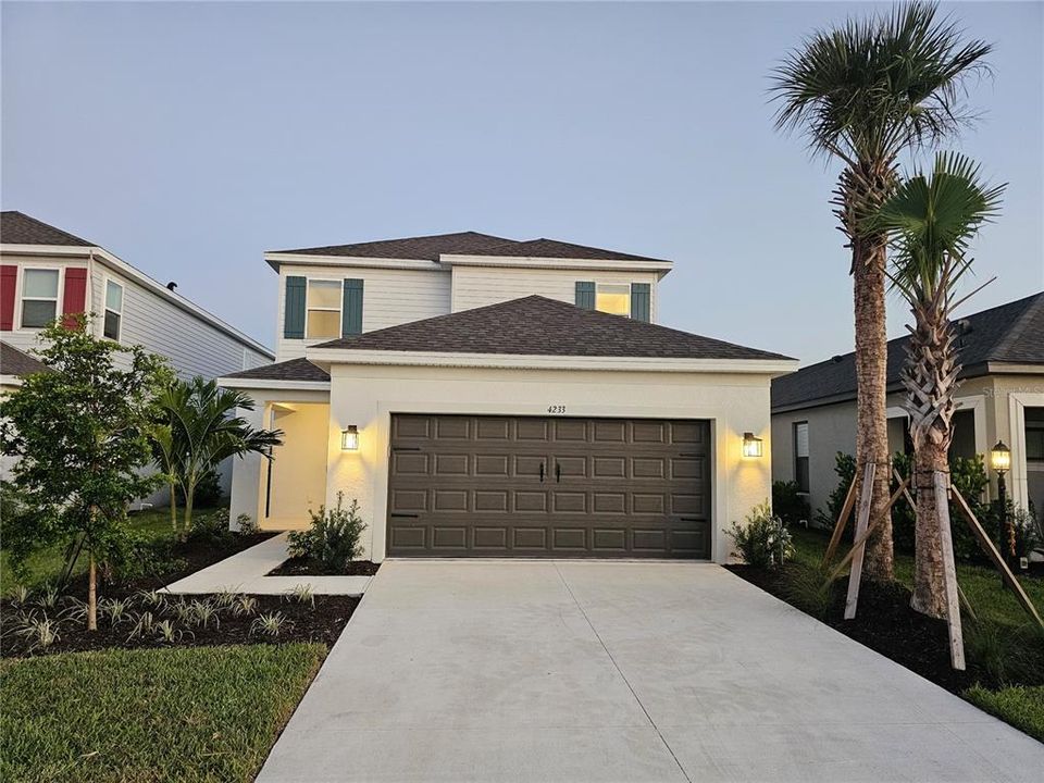 Recently Sold: $573,667 (4 beds, 3 baths, 3020 Square Feet)