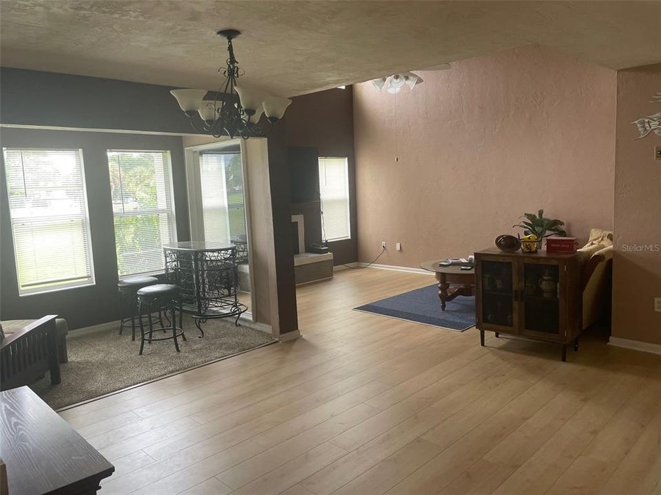 For Sale: $136,950 (2 beds, 2 baths, 1 Square Feet)