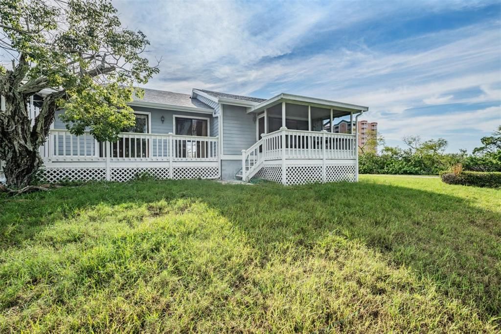 For Sale: $499,000 (3 beds, 2 baths, 1456 Square Feet)