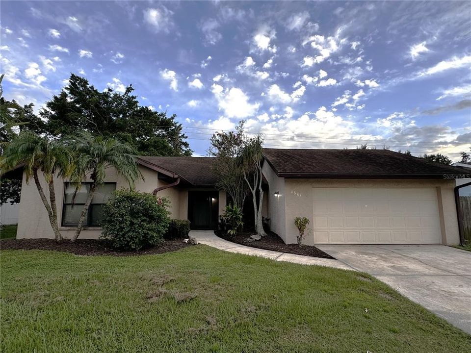 For Sale: $474,900 (4 beds, 2 baths, 2069 Square Feet)