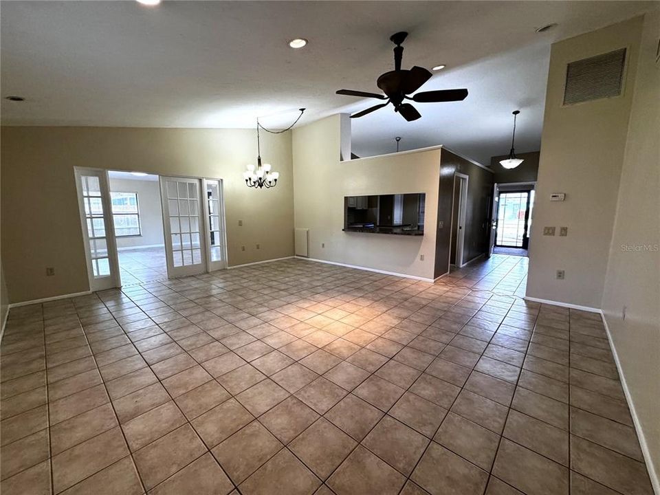 For Sale: $474,900 (4 beds, 2 baths, 2069 Square Feet)