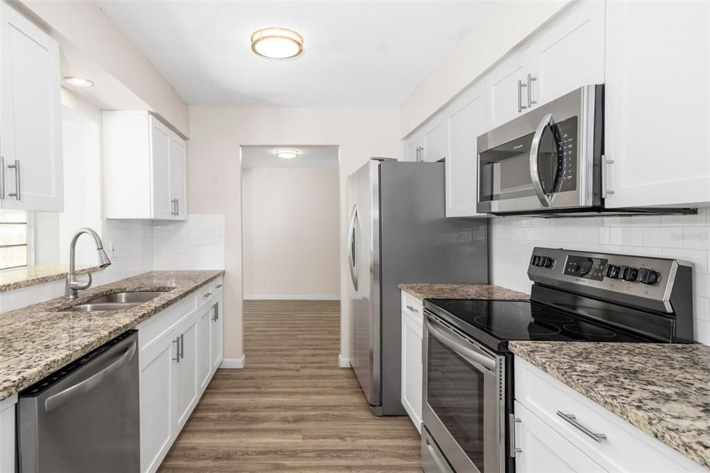 For Sale: $429,000 (3 beds, 2 baths, 1663 Square Feet)