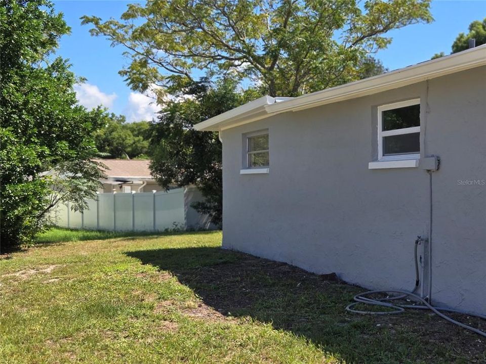 For Sale: $298,500 (3 beds, 2 baths, 1625 Square Feet)