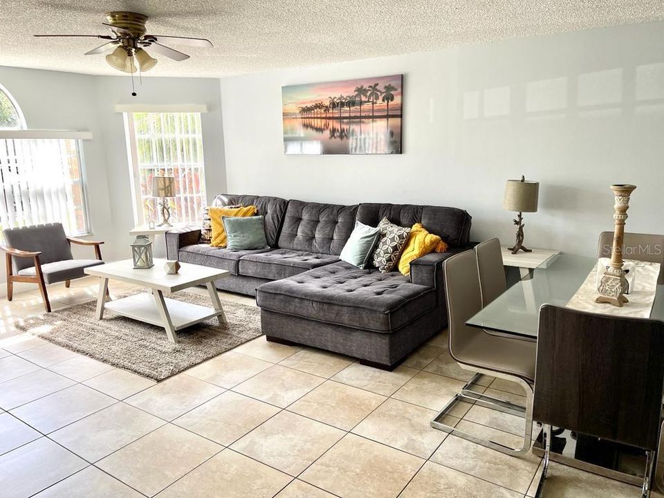 For Sale: $259,900 (3 beds, 2 baths, 1220 Square Feet)