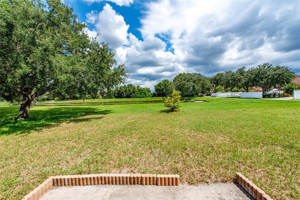 Active With Contract: $350,000 (4 beds, 2 baths, 1481 Square Feet)