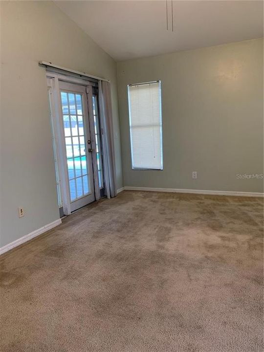 For Rent: $2,800 (4 beds, 2 baths, 2079 Square Feet)