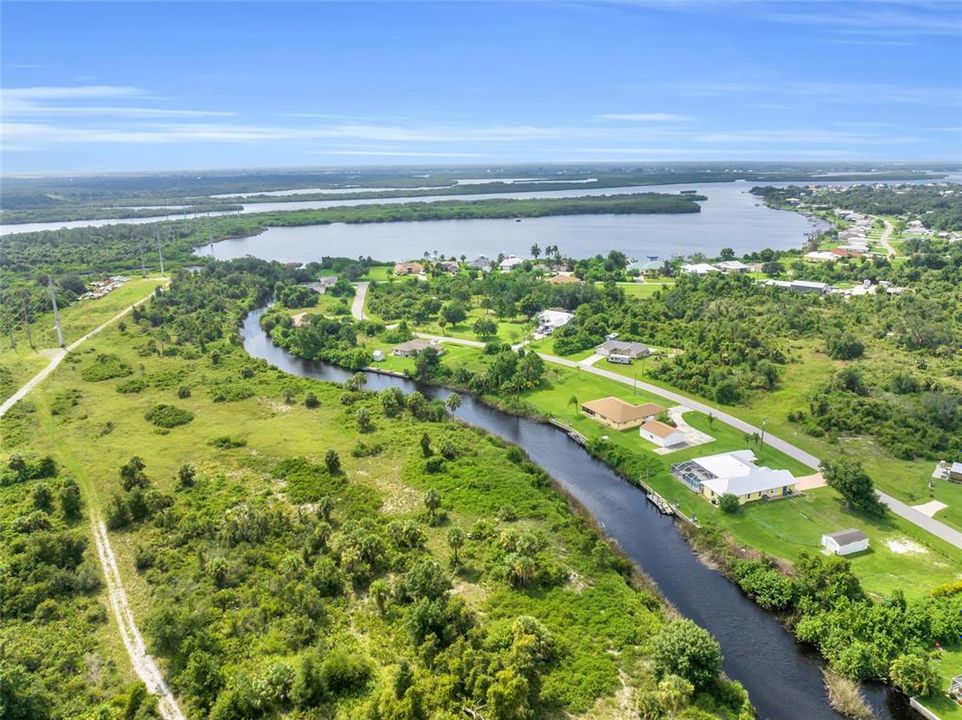 На продажу: $90,000 (0.23 acres)