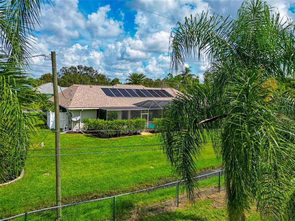 For Sale: $545,000 (3 beds, 2 baths, 1901 Square Feet)