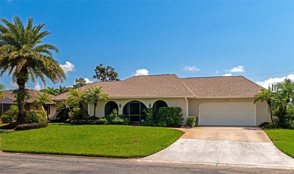 For Sale: $545,000 (3 beds, 2 baths, 1901 Square Feet)