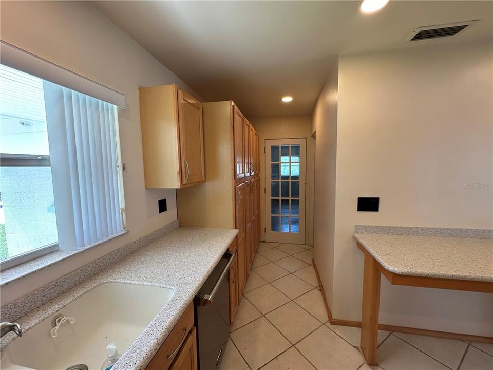 Kitchen to Garage/Laundry