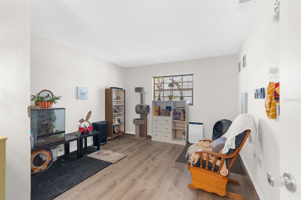 For Sale: $255,000 (2 beds, 2 baths, 1235 Square Feet)