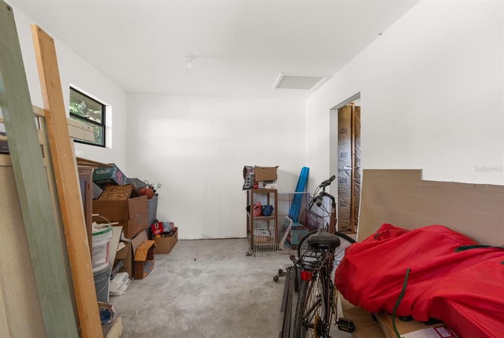 For Sale: $255,000 (2 beds, 2 baths, 1235 Square Feet)