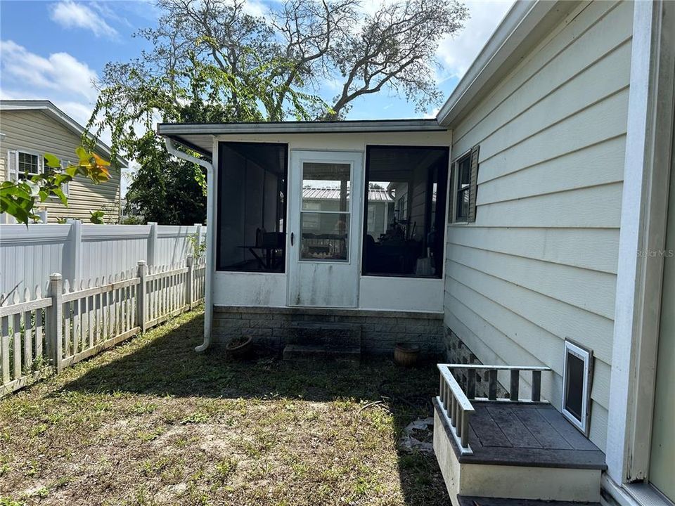 For Sale: $149,900 (2 beds, 2 baths, 1380 Square Feet)