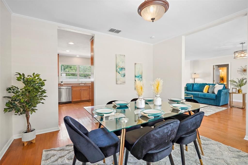 Active With Contract: $770,000 (2 beds, 2 baths, 1560 Square Feet)