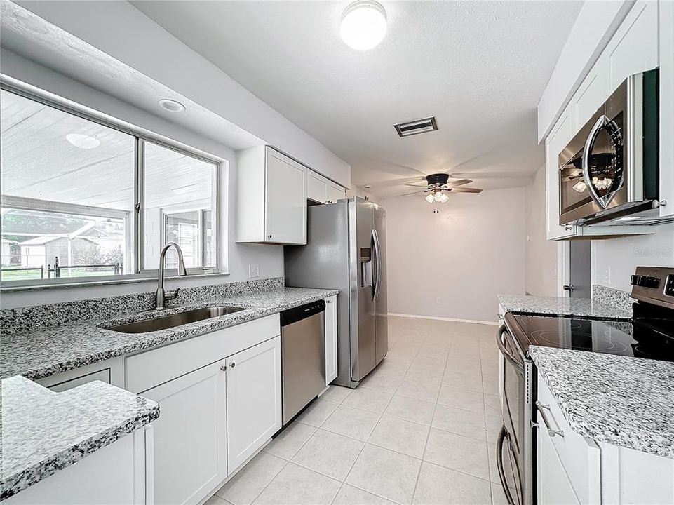 For Sale: $429,900 (3 beds, 2 baths, 1296 Square Feet)