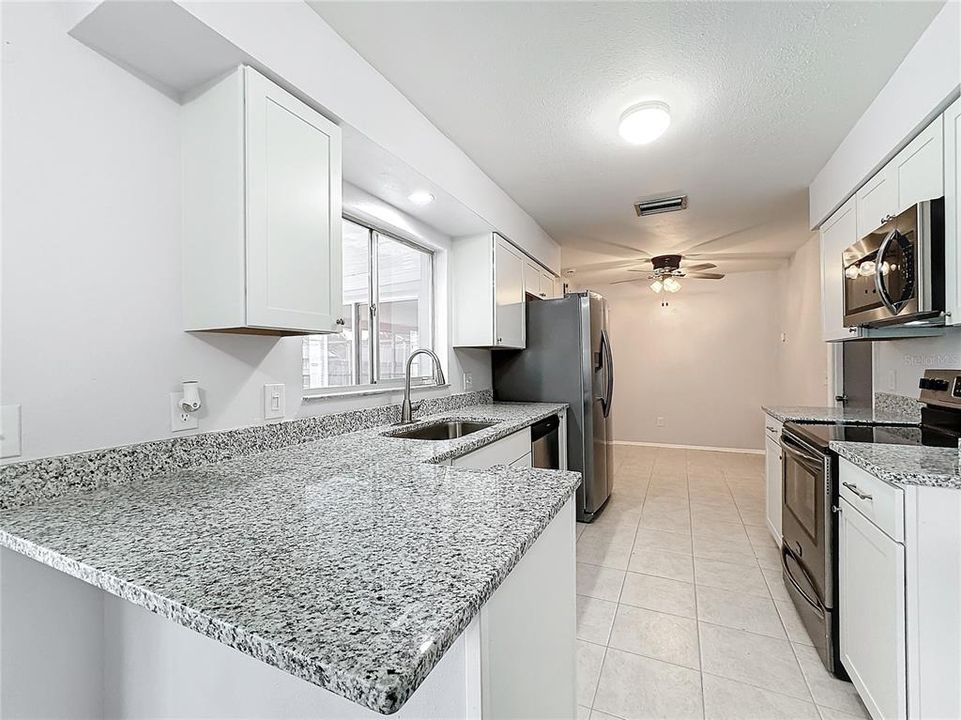 For Sale: $429,900 (3 beds, 2 baths, 1296 Square Feet)