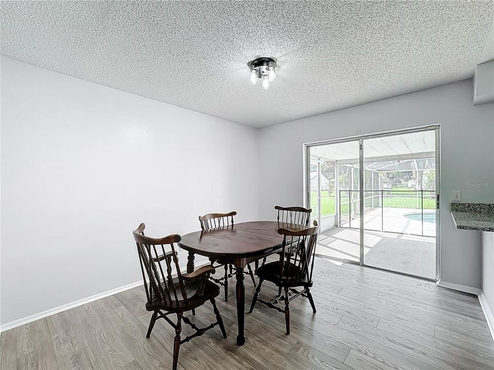 For Sale: $429,900 (3 beds, 2 baths, 1296 Square Feet)