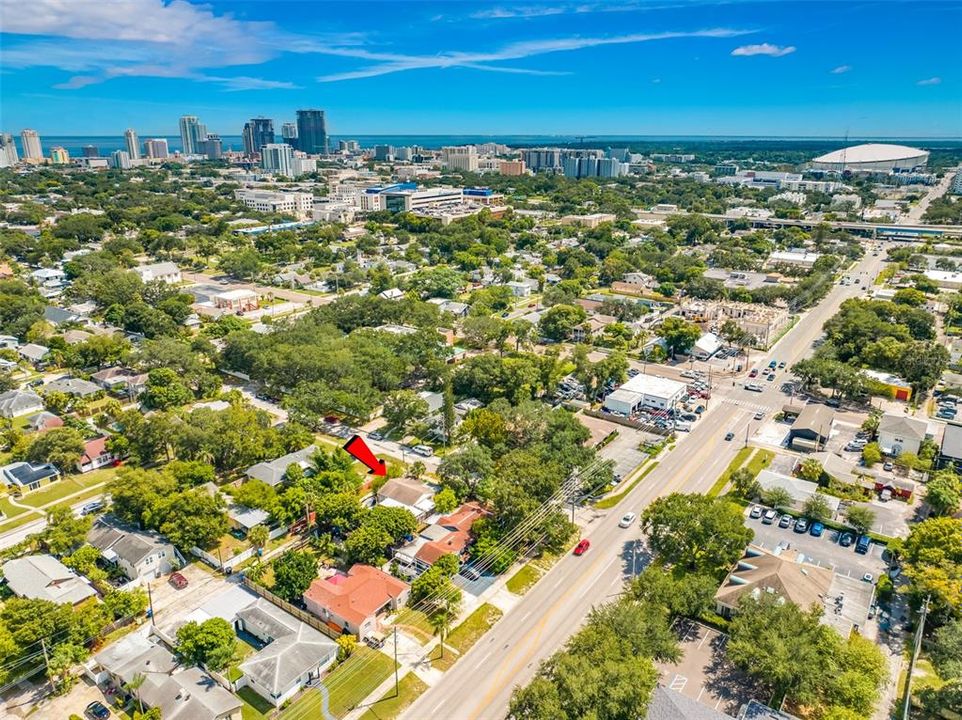 Looking south east proximity to downtown St Pete, St Anthonys Hospital and Tropicana Field. 6 Minutes to central ave