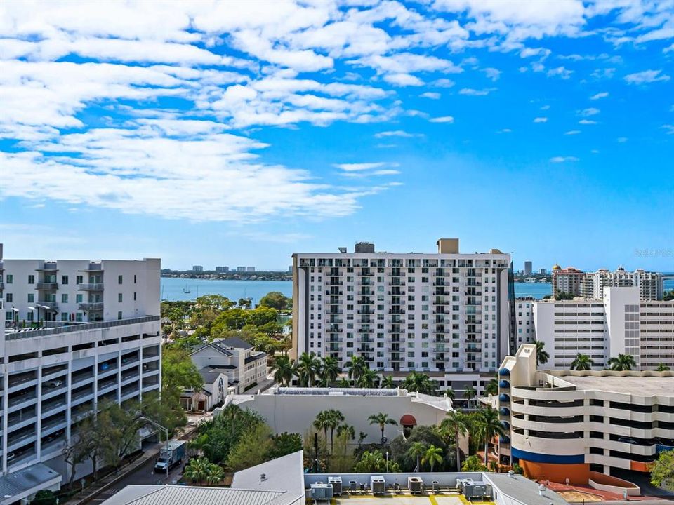 For Sale: $1,795,000 (2 beds, 2 baths, 1591 Square Feet)