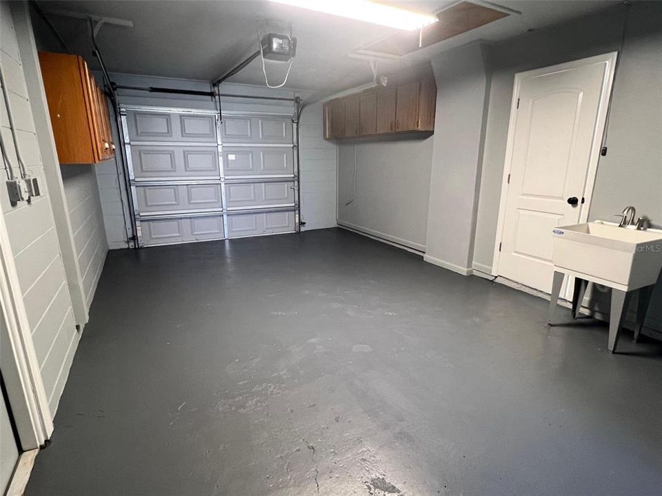 For Rent: $2,100 (2 beds, 2 baths, 1416 Square Feet)